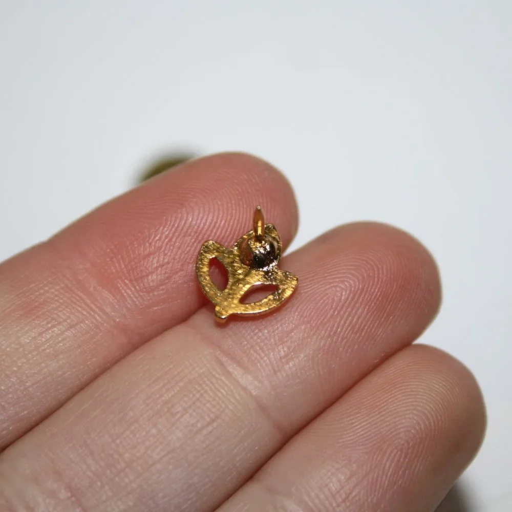 🌾✝️ Vintage Gold Wheat + Cross Lapel Pin · 0.5